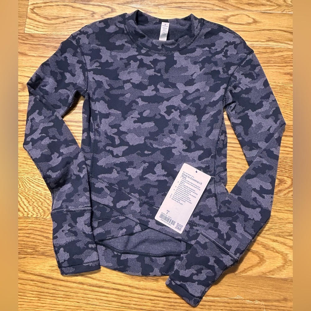 Lululemon Close to Crossing LS Rulu Top‎ Camo Print Blue Gray Size 2 NWT
